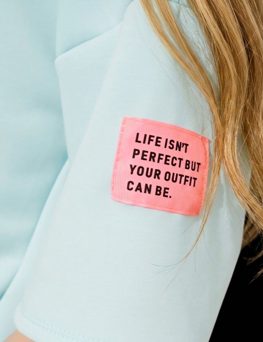 Life isn't perfect but your outfit can be comfy pak